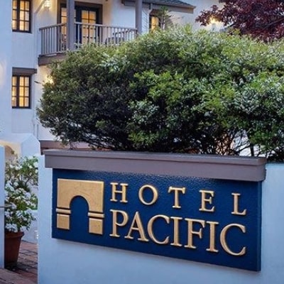 Pet-Friendly Hotels in Monterey, CA